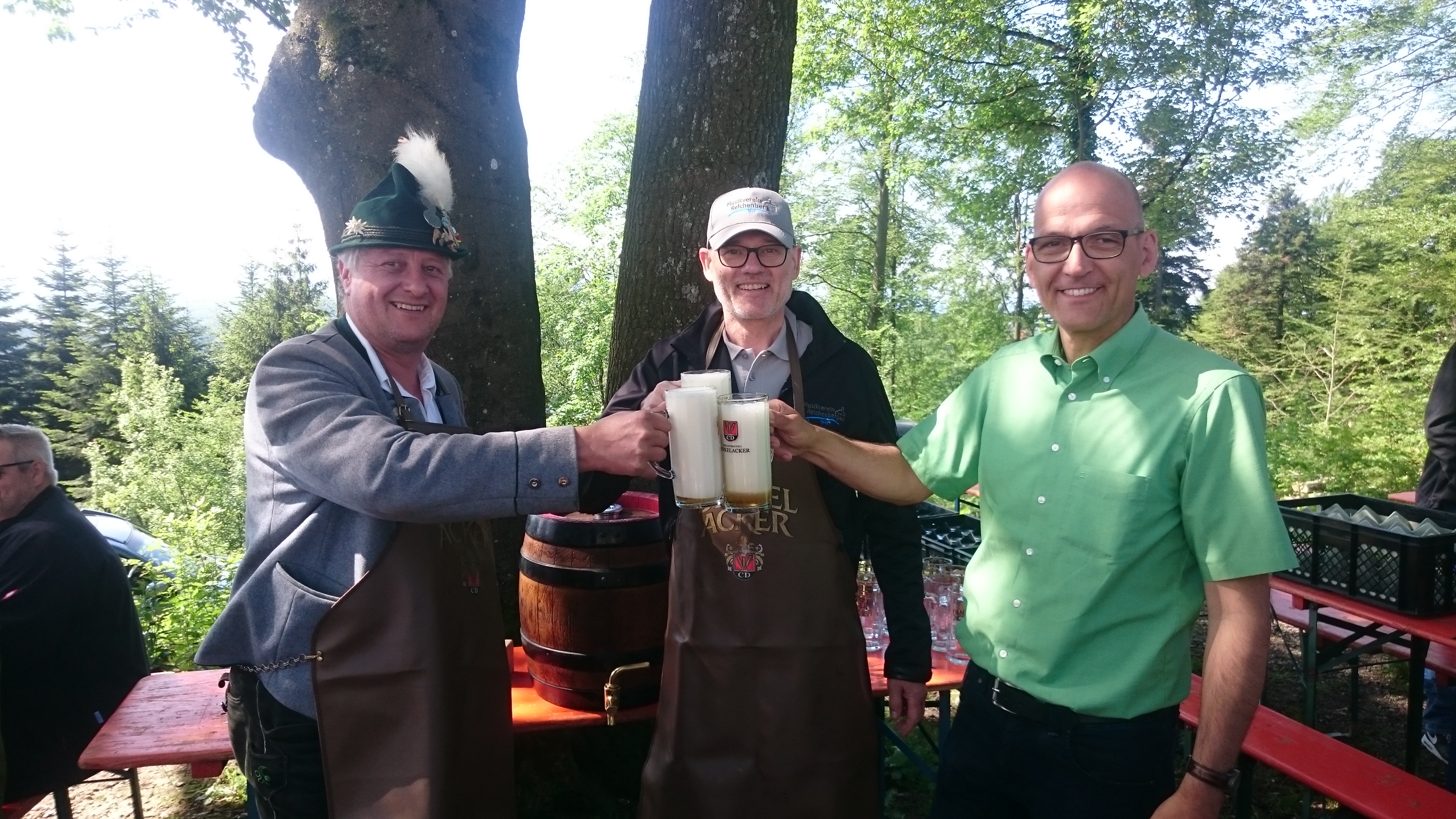 Erfolgreiches Jubiläums Buch-Eich Fest